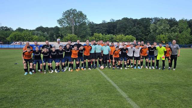 Humanitarna utakmica u Kutini: Moslavina i Futsal Dinamo igrali za oboljele od Alzheimera...