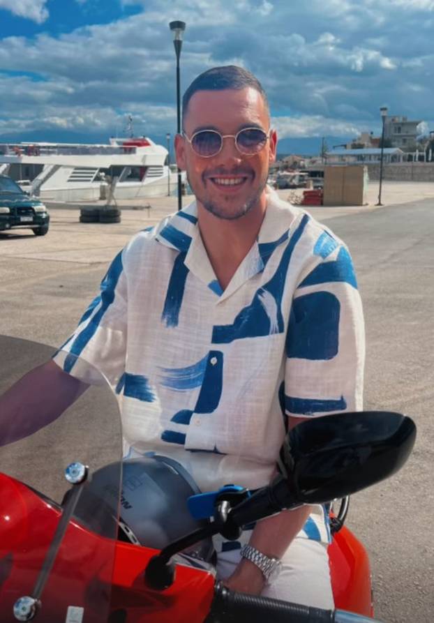 Bivši rukometni reprezentativac novi Gospodin Savršeni! Kao mali je proživio veliku tragediju