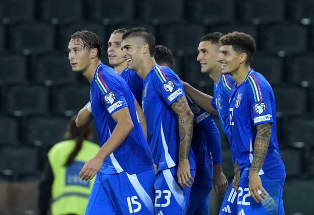 FIFA World Cup - UEFA Qualifiers - Group I - Italy v Israel