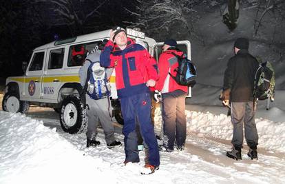 Planinari zapeli u snijegu, spasili su ih za dva sata
