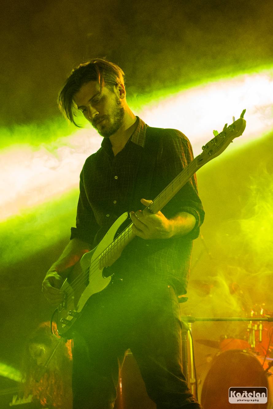 Vitasović je studenticu pozvao na stage pa su skupa zapjevali