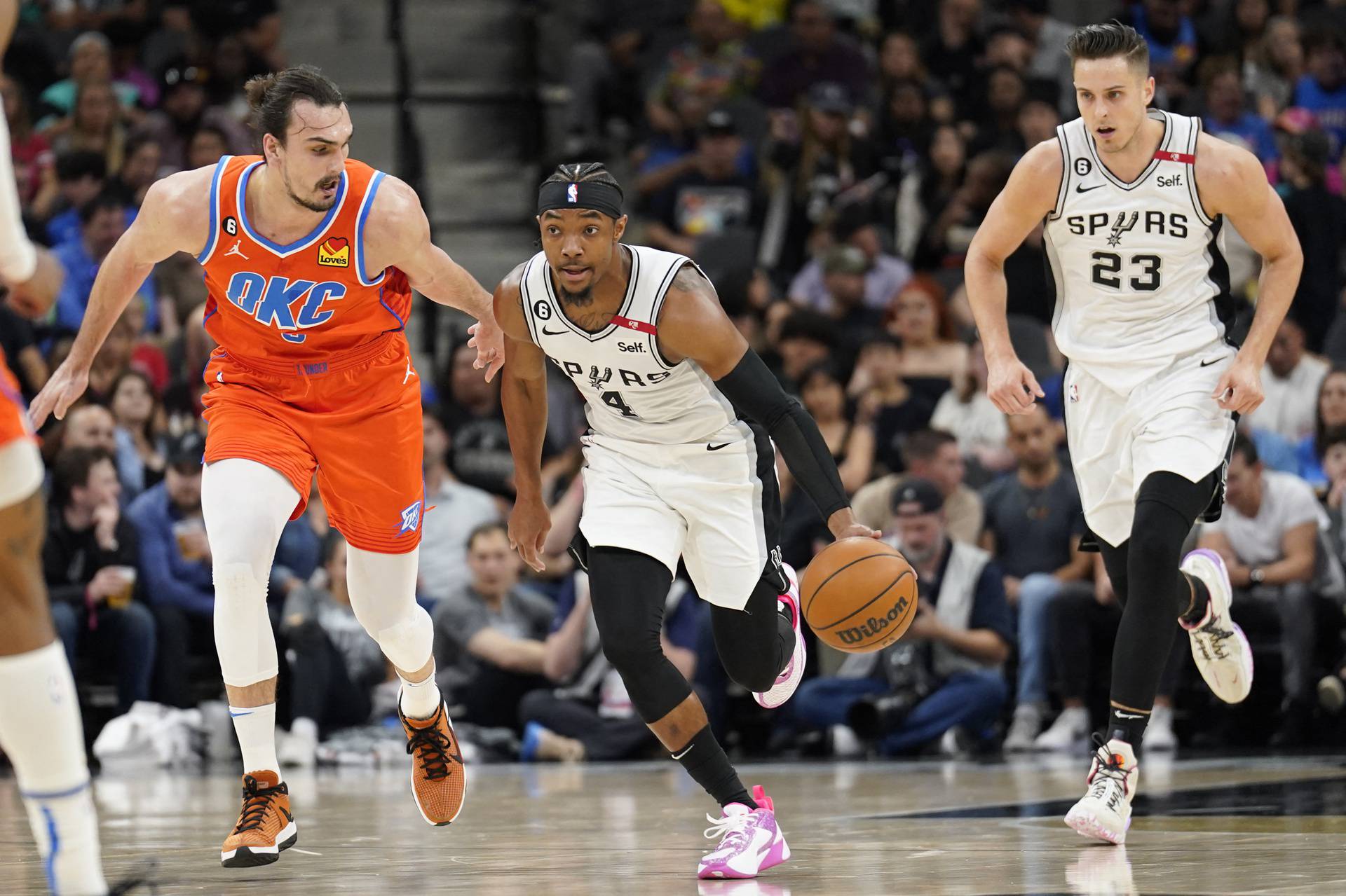 NBA: Oklahoma City Thunder at San Antonio Spurs