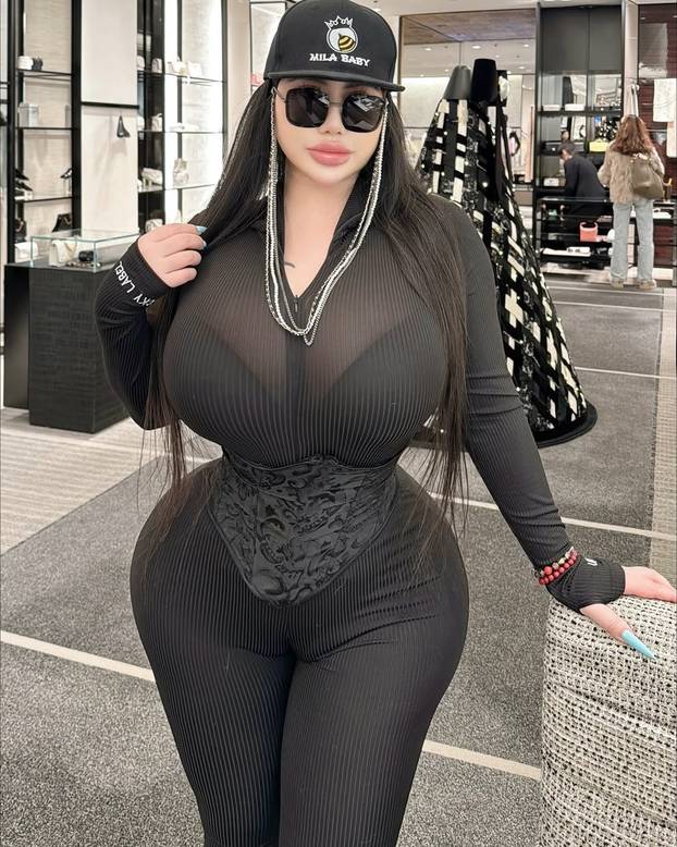 FOTO Mila želi ukloniti rebra zbog struka: 'Po dva sa svake strane da mi guza izgleda šire'