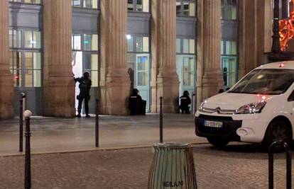 Pariška policija bez objašnjena evakuirala željeznički kolodvor