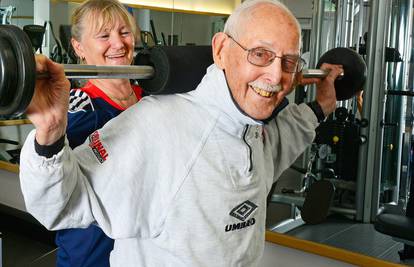 Ima 97 godina, trči, natječe se, vježba, piše knjige i savjetuje