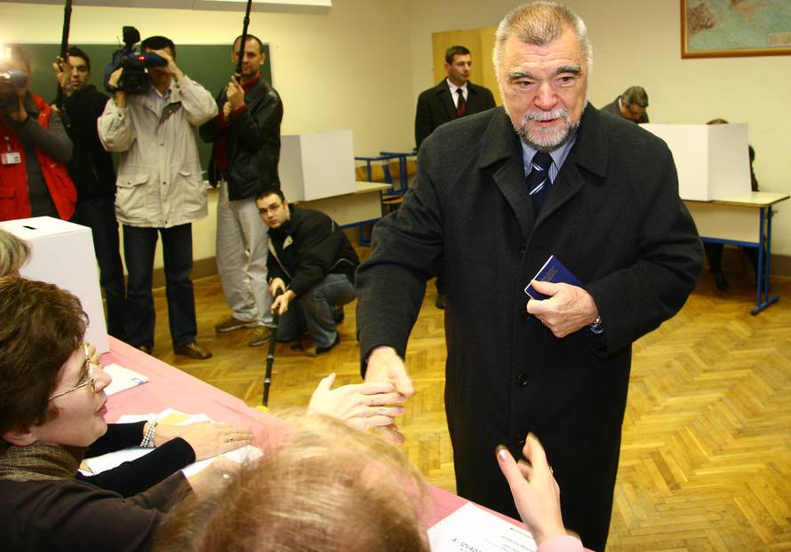 Jesi li narikača ili fejker? Otkrij kako bi te izvrijeđao Milanović