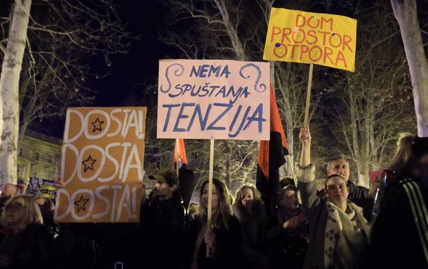 Zagreb: Održan jubilarni 10. Noćni marš za prava žena "Žene – kičma otpora"