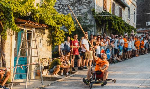 Nešto drugačiji turizam u Istri: Harmonikaši, biciklijada i gastro show za najbolju zabavu