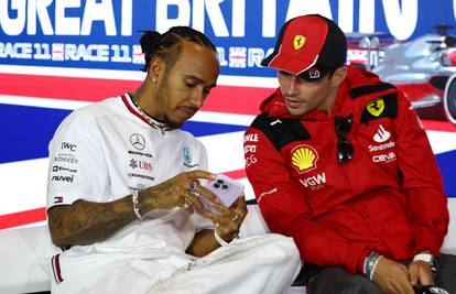 Službeno: Hamilton u Ferrariju!