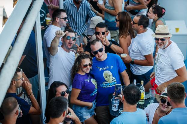 Split: Trajekt Oliver na kojem se održava koncert za vrijeme plovidbe do Vela Luke