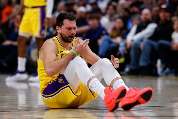 NBA: Los Angeles Lakers at Denver Nuggets