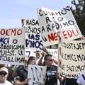 Prosvjed pred zatvorom: 'Radimo u kaosu, a čuvamo red, tražimo bolje uvjete za rad...'