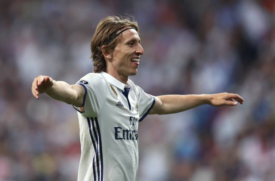 Real Madrid v Bayern Munich - UEFA Champions League - Quarter Final - Second Leg - Santiago Bernabeu