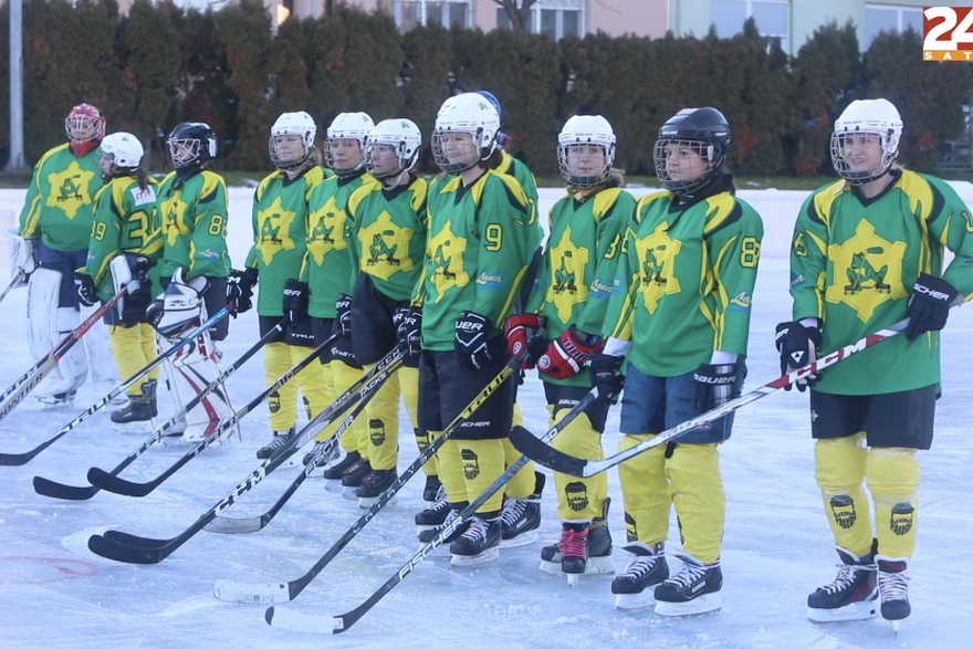 Upoznajte karlovačke hokejašice: "Kod nas nema razbijenih zubi i nabijanja u ogradu"