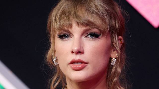 FILE PHOTO: Taylor Swift attends the 2023 MTV Video Music Awards in Newark