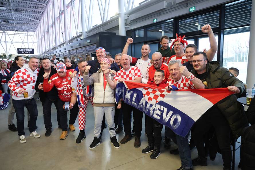 Hrvatski navijači uoči utakmice Islanda i Hrvatske u utakmici za treće mjesto EHF Europskog prvenstva