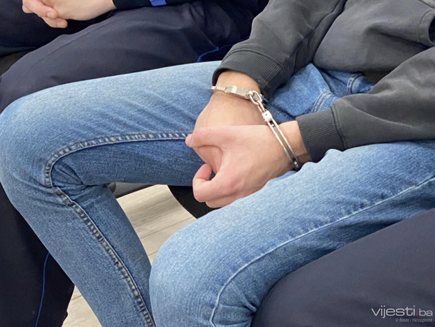 Huligani Torcide koji su prebili Zvezdaše na sudu u zavojima. Objavili im fotke i identitet