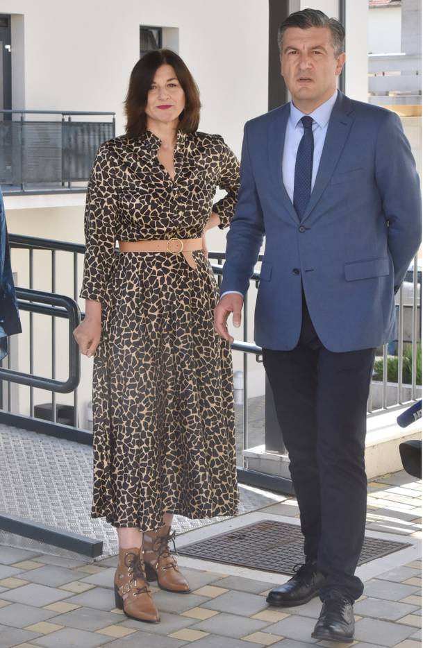 Prva dama privukla je pažnju čizmama kakve koštaju 7000 kn