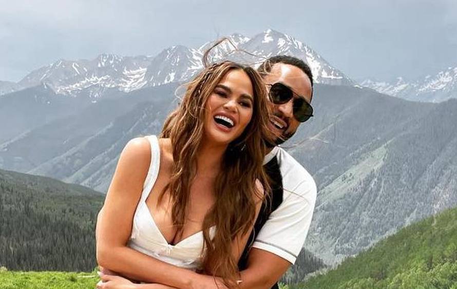 Chrissy Teigen i John Legend su obnovili zavjete u Italiji: 'Još su uvijek tako zaljubljeni i sretni'
