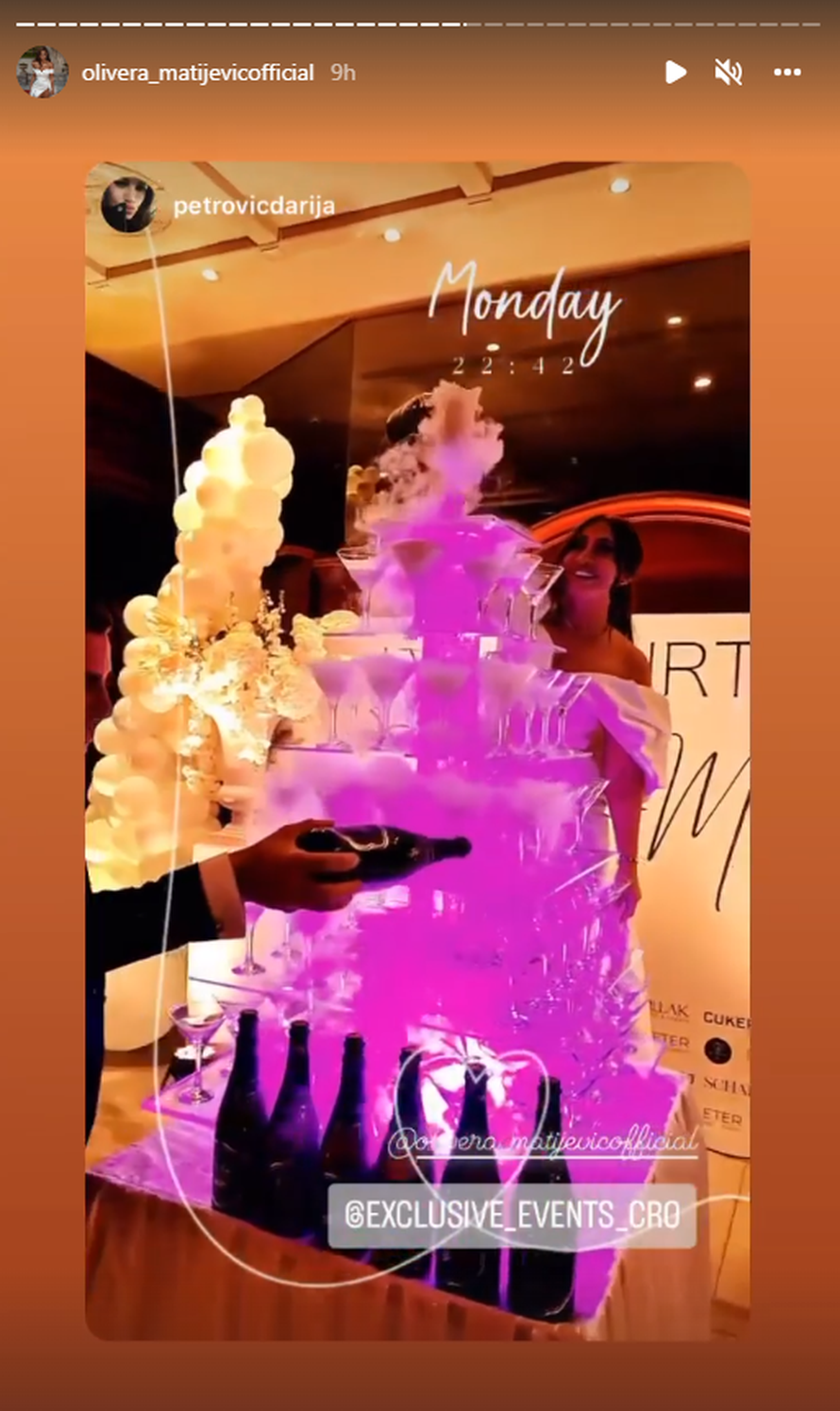 Olivera slavila roćkas u hotelu gdje su nogometaši: Pjevala s Drmićem, piće teklo u potocima