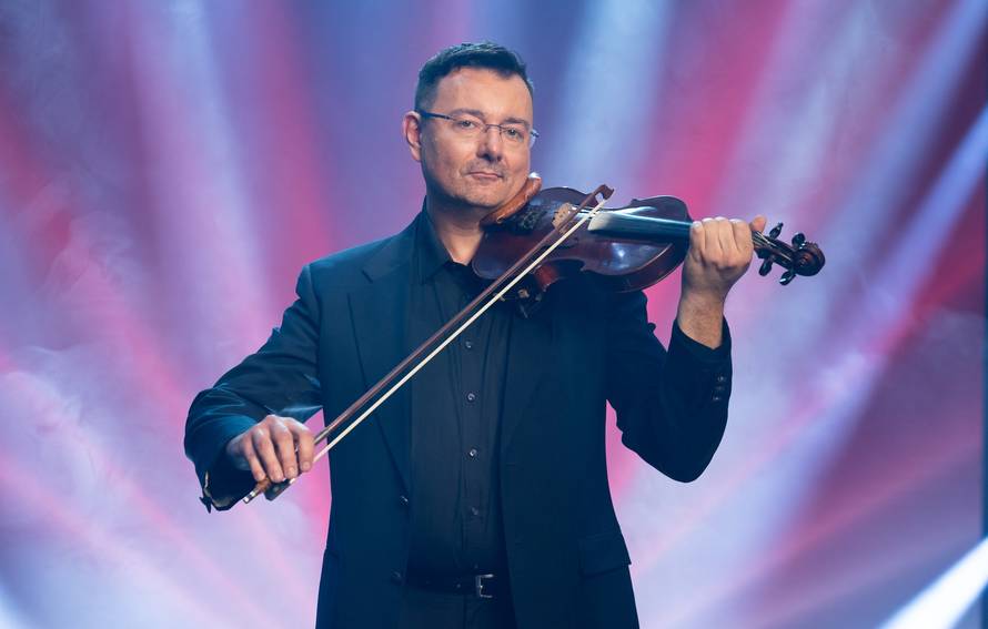 Violinist iz 'Tko to tamo pjeva?' za 24sata: 'Josipoviću sam pet sati svirao  i gotovo kolabirao...'