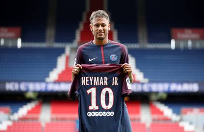 PSG je već prvoga dana prodao 10 tisuća Neymarovih dresova!
