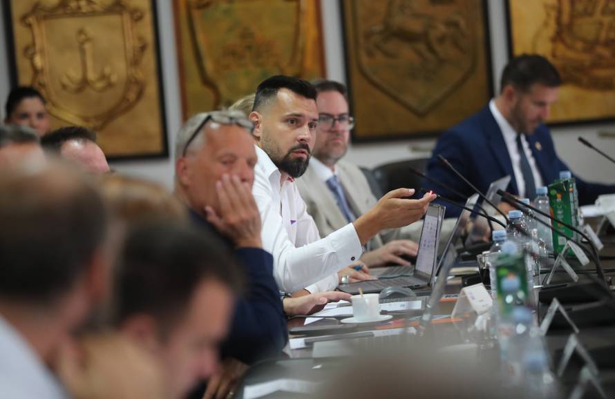 Split: Započela 3. Sjednica Gradakog vijeća