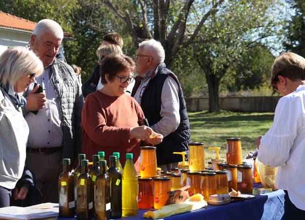 Pakovo Selo: Sve?ano obilježavanje Svjetskog dana seoskih žena