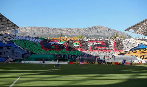 FOTO Pogledajte koreografiju Torcide 'gazi purgere' i poruku Boysa za preminulog generala