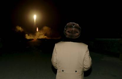 Napeto na poluotoku: Sjeverna Koreja  je ispalila novi projektil