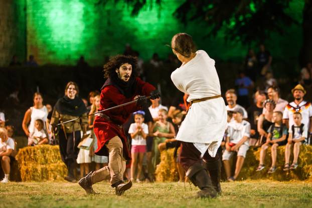 Počeo 14. Srednjovjekovni festival u Svetvincentu