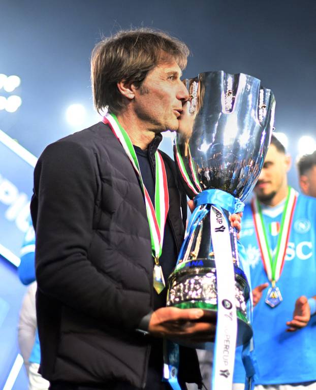 Supercoppa Italiana - Final - Napoli v Bologna