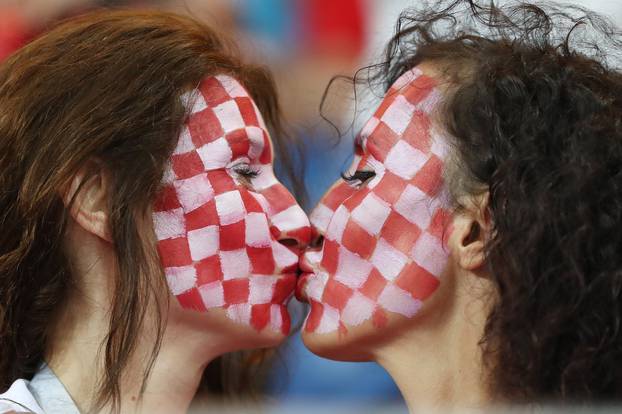 Rostov na Donu: Atmosfera na utakmici Island - Hrvatska