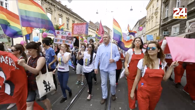 Najbolje poruke s Pridea: Ljudi, dosta je mržnje, samo se volite