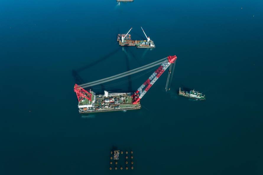 Pogled iz zraka: Pelješki most je i dalje gradilište, ne zadugo...