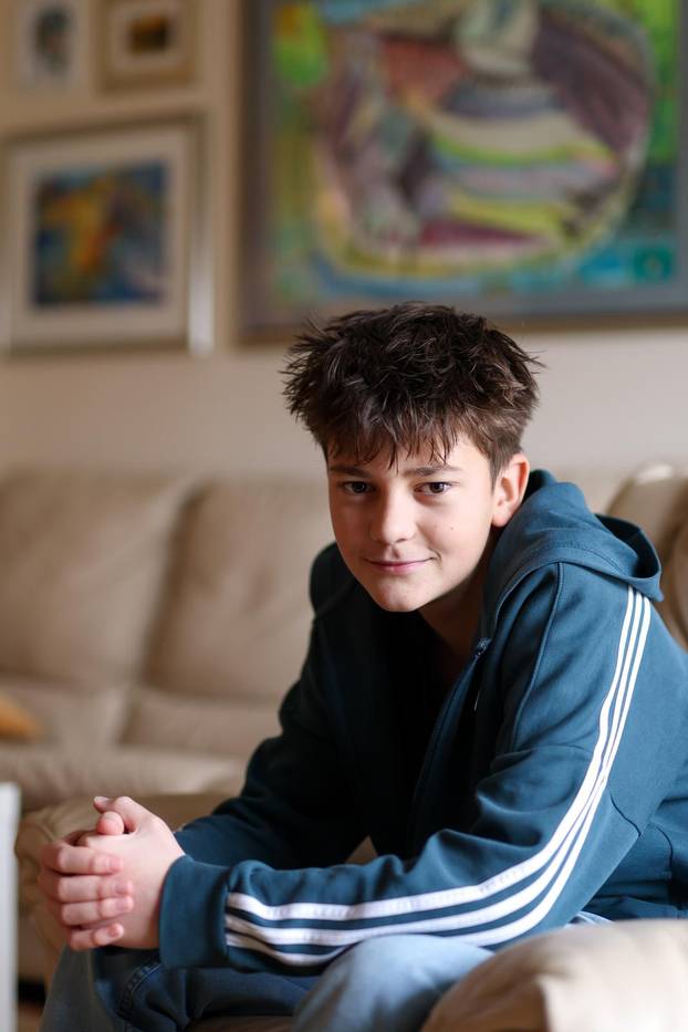 24sata Zagreb: Andro je jedan od trojce dje&ccaron;aka koji su pomagali u ga&scaron;enju po&zcaron;ara u okolici Omi&scaron;a