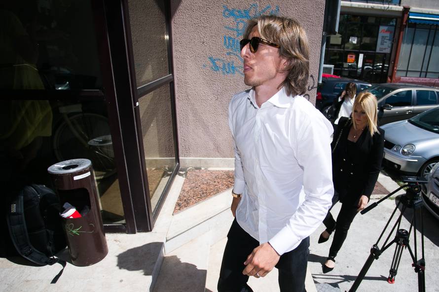 Modrić se nagodio?! Platit će milijun € da izbjegne zatvor?