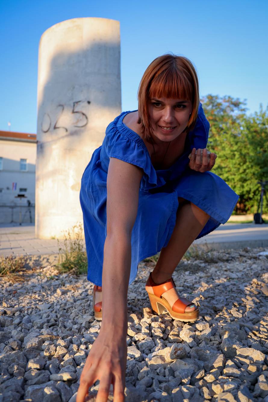 Benkovac: Organizatori benkovačkog festivala "Nosi se" koji je odgođen nakon prosvjeda branitelja održali mirni prosvjed