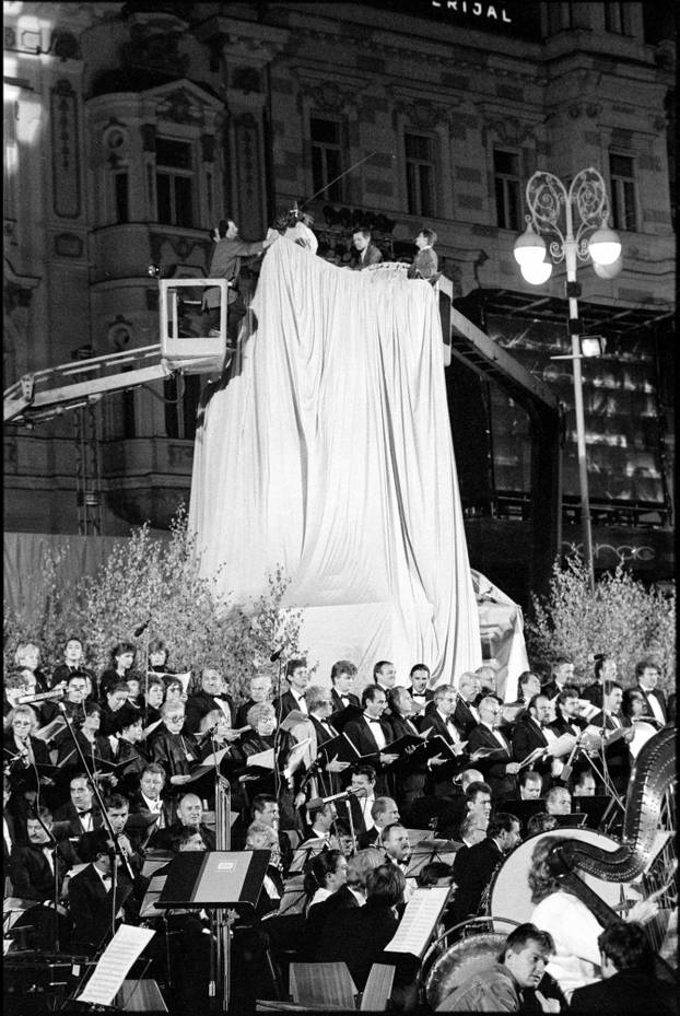 Zagreb: Svečano otkrivanje spomenika banu Josipu Jelačiću na istoimenom trgu, 15.10.1990.