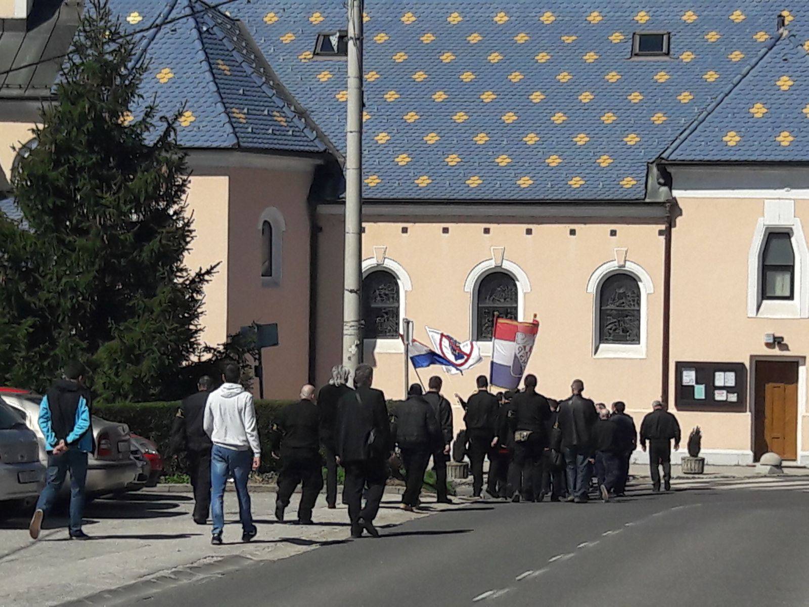 Keleminec i ekipa se postrojili na Trgu pa otišli na Šestine