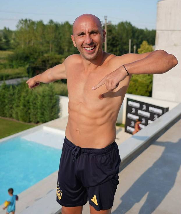 Ideš, kakva prsa imaju srpski fitness influenceri! Od njihovih 'fotki' ženama zastaje dah...