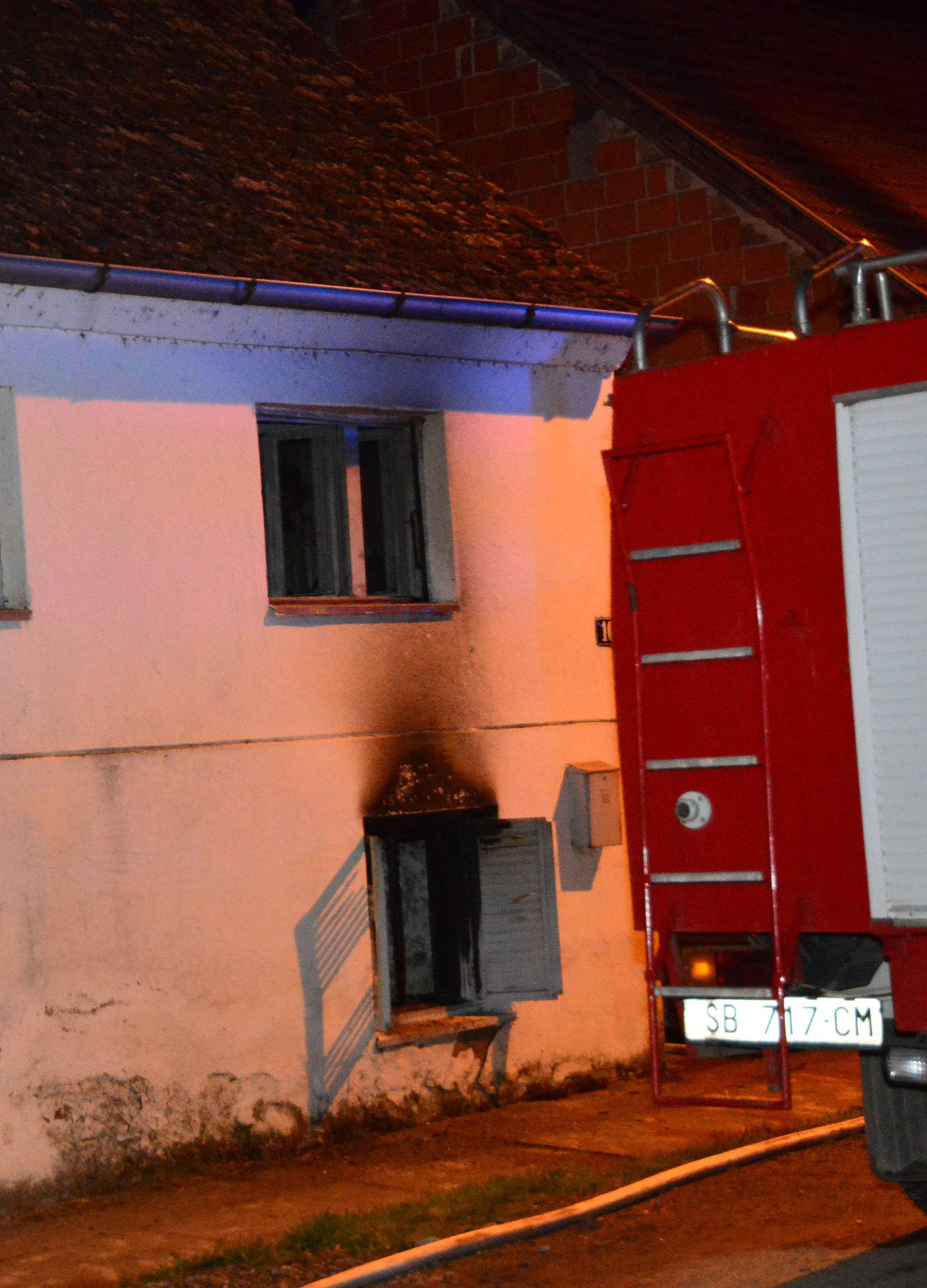 U požaru kuće kod Slavonskog Broda poginula starija žena