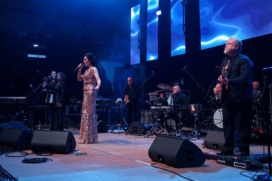 Frankfurt: Hrvatska noć u Suwag Energie Areni