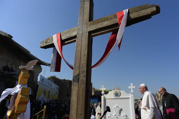 Pope Francis makes a speech at Church square of Hosh al-Bieaa in Mosul Iraq