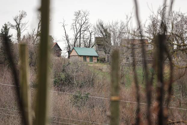 Zagreb: Kuća na adresi Oporovečki vinogradi 127