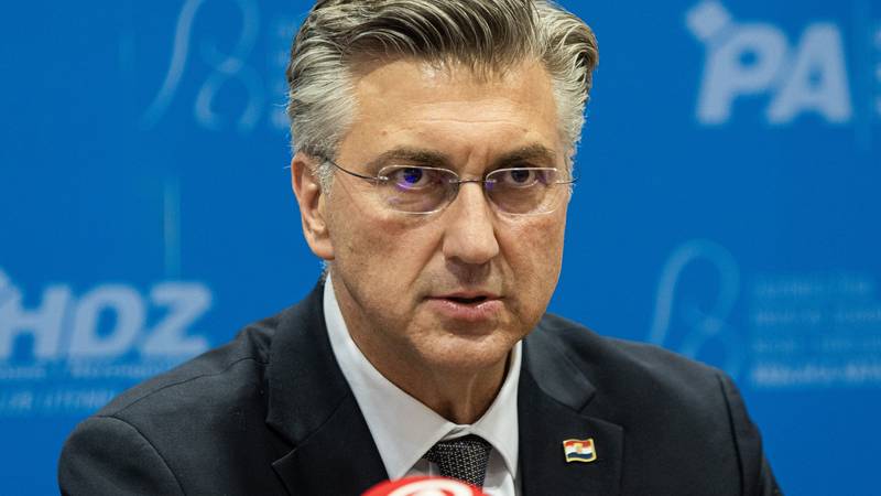 Vlada RH: Odajemo počast žrtvama i osuđujemo zločine svih totalitarnih režima