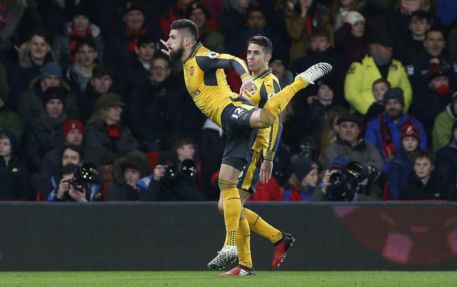 Arsenal's Olivier Giroud celebrates scoring their third goal
