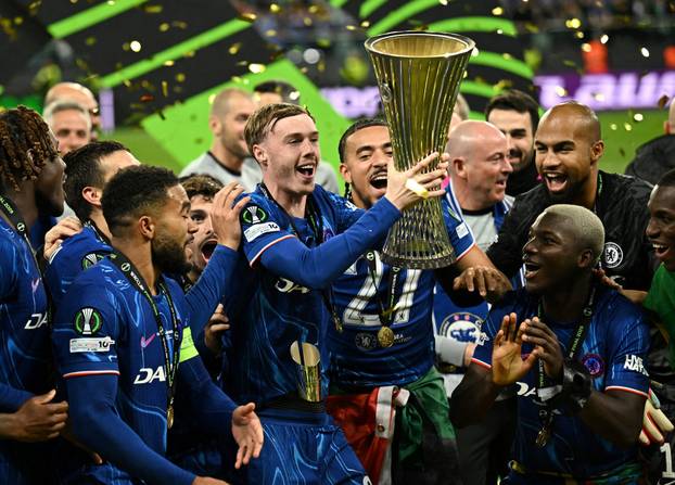 Chelsea interrupted an amazing series of Spaniards in the finals …