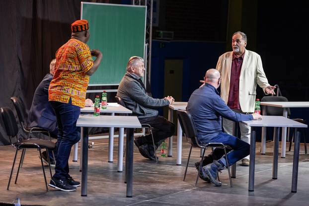 Večernja škola na oproštajnoj turneji nastupala u Osijeku