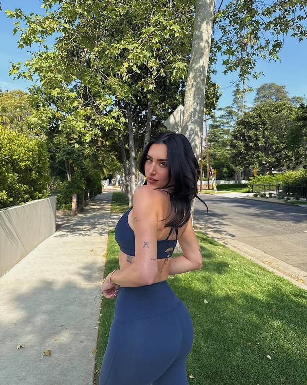 FOTO Milijuni uzdišu za njom: 'Smanjila sam i grudi i usne! Bio je to teret, svi su me osuđivali'